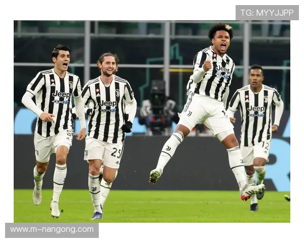 尤文图斯主场2-2战平拉齐奥，卡卢卢补时头球绝平